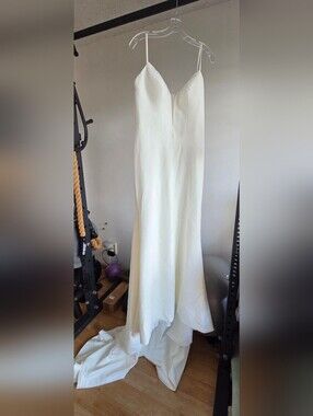 Vow'd Serpentine Gown with Straps